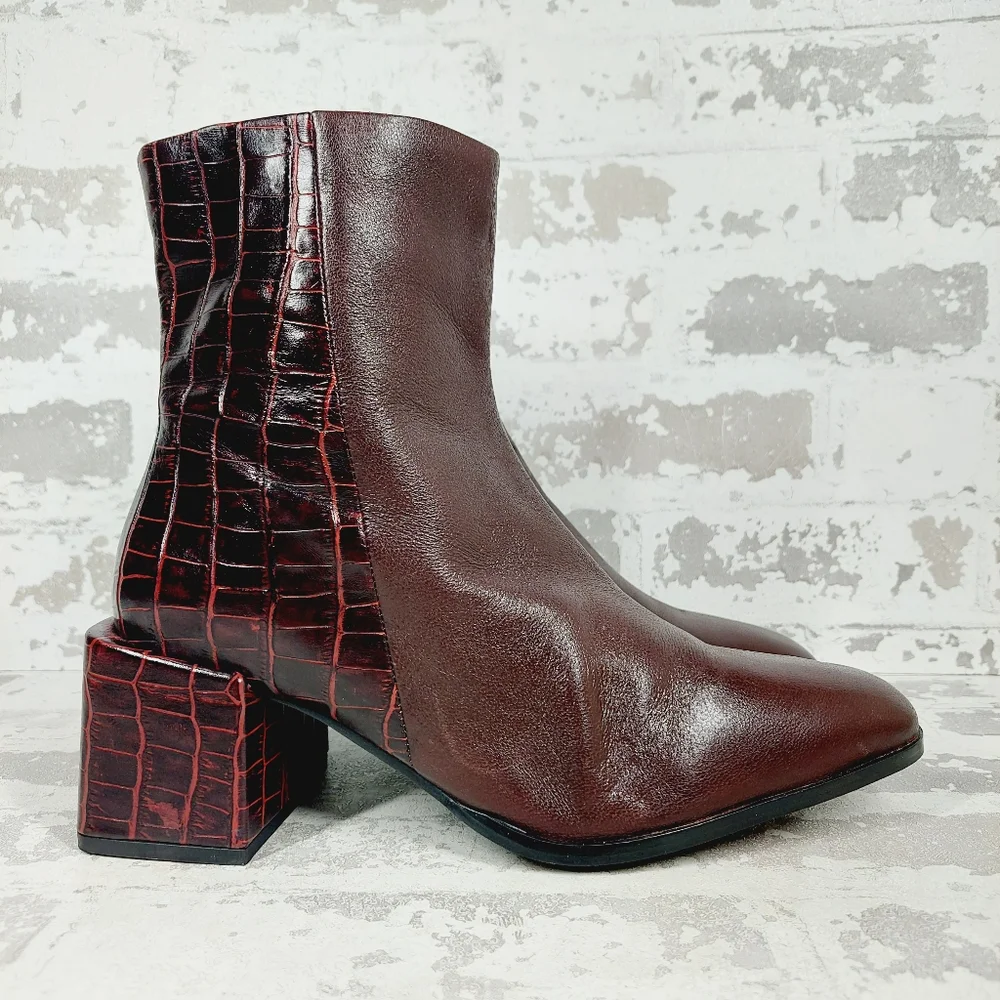 Seychelles Burgundy Croc-Textured Block Heel Ankle Boots